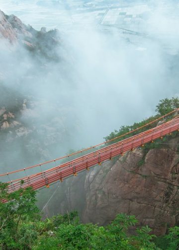 Adventure Travel: Pushing Your Boundaries and Expanding Your Horizons